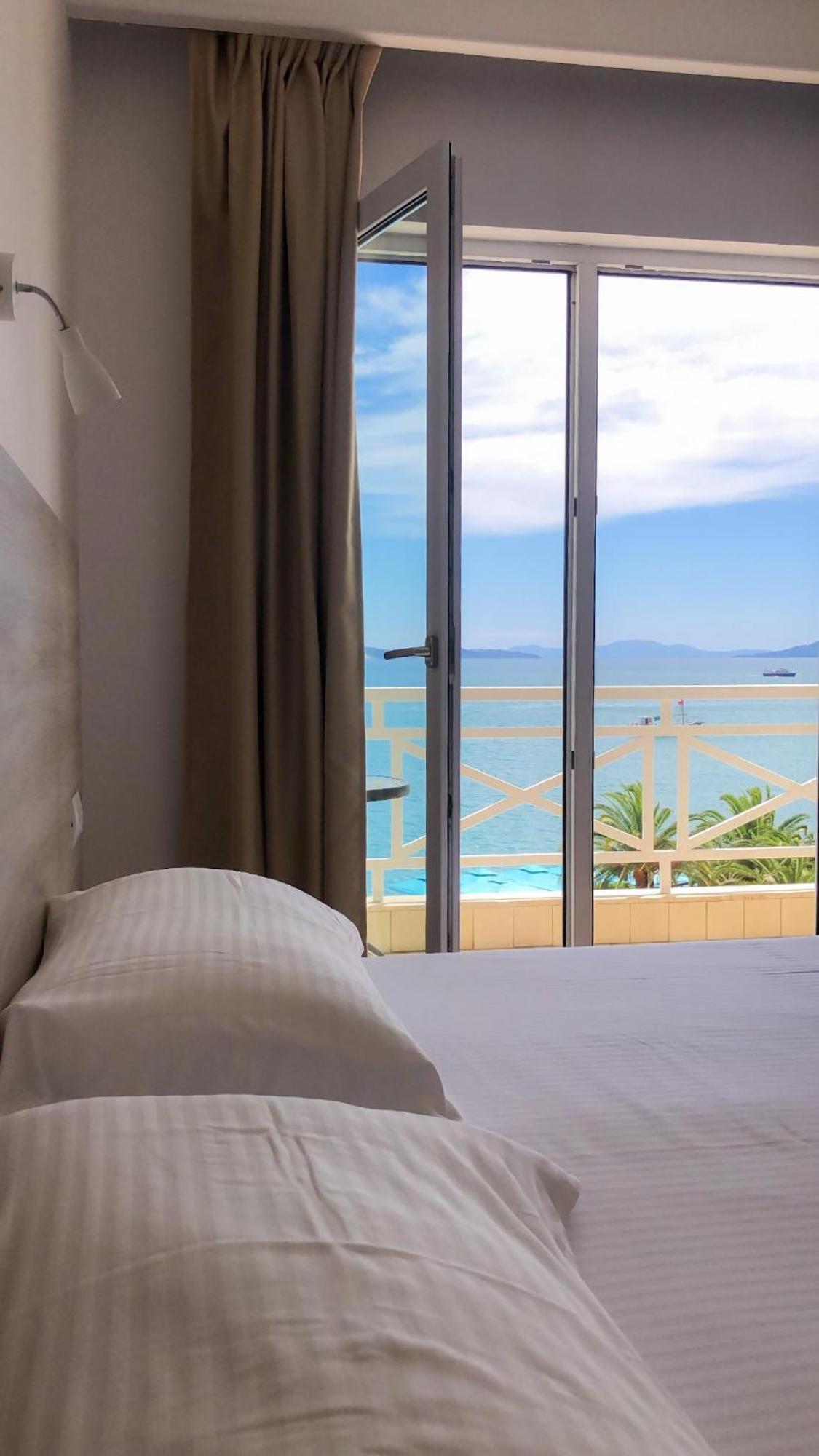 Sun N Blue Hotel ساراندا المظهر الخارجي الصورة